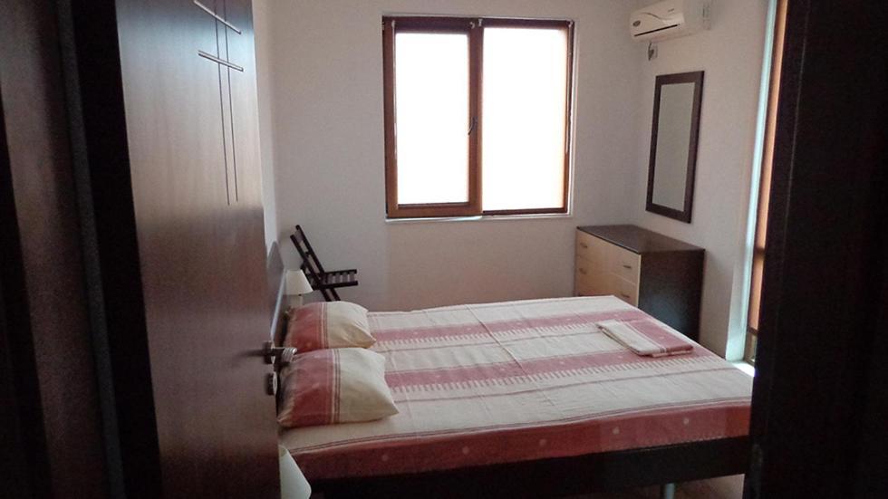 Лилия Appartement Sozopol Buitenkant foto