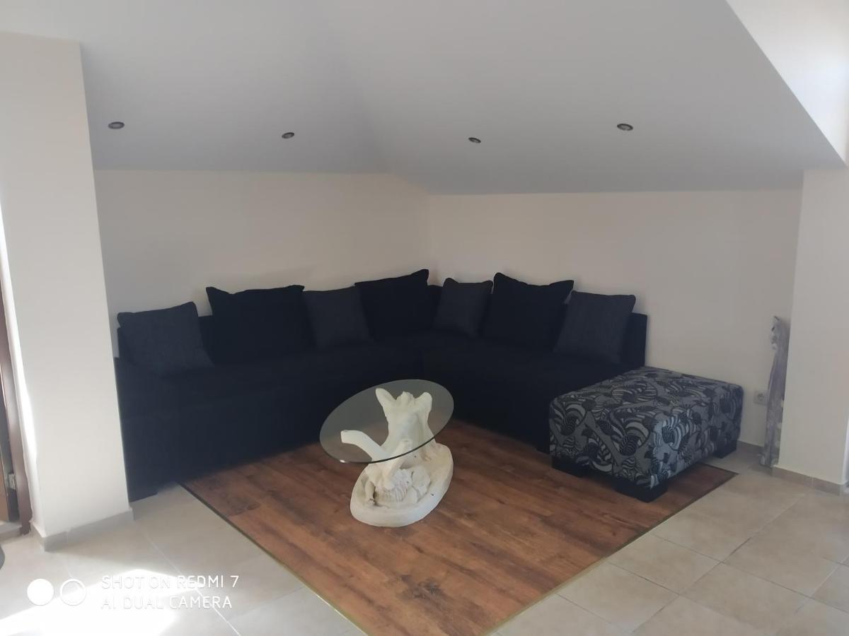 Лилия Appartement Sozopol Buitenkant foto