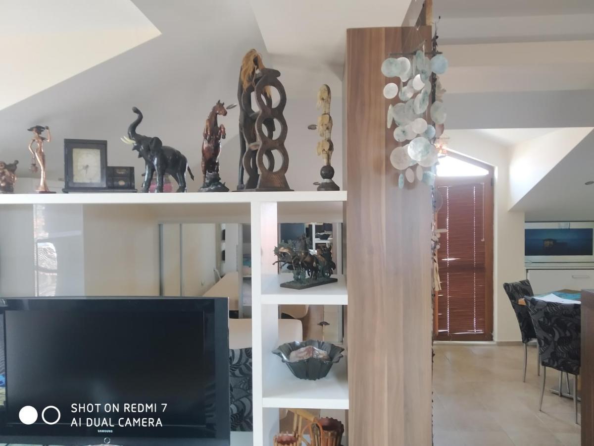 Лилия Appartement Sozopol Buitenkant foto